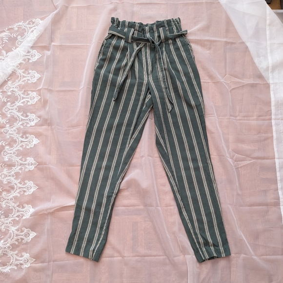 ❤️XS Green stripe high waisted pants - Picture 3 of 8